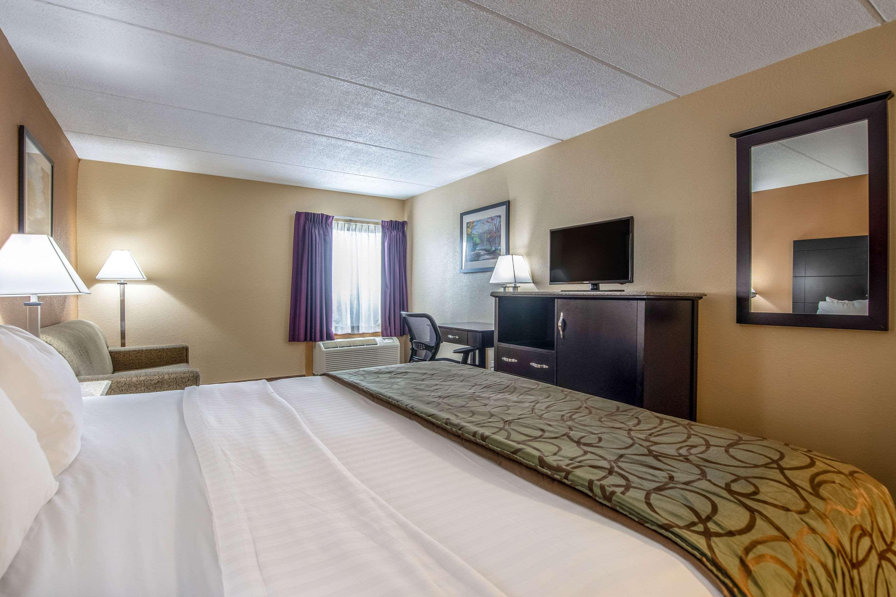 Quality Inn Tully I-81 Extérieur photo