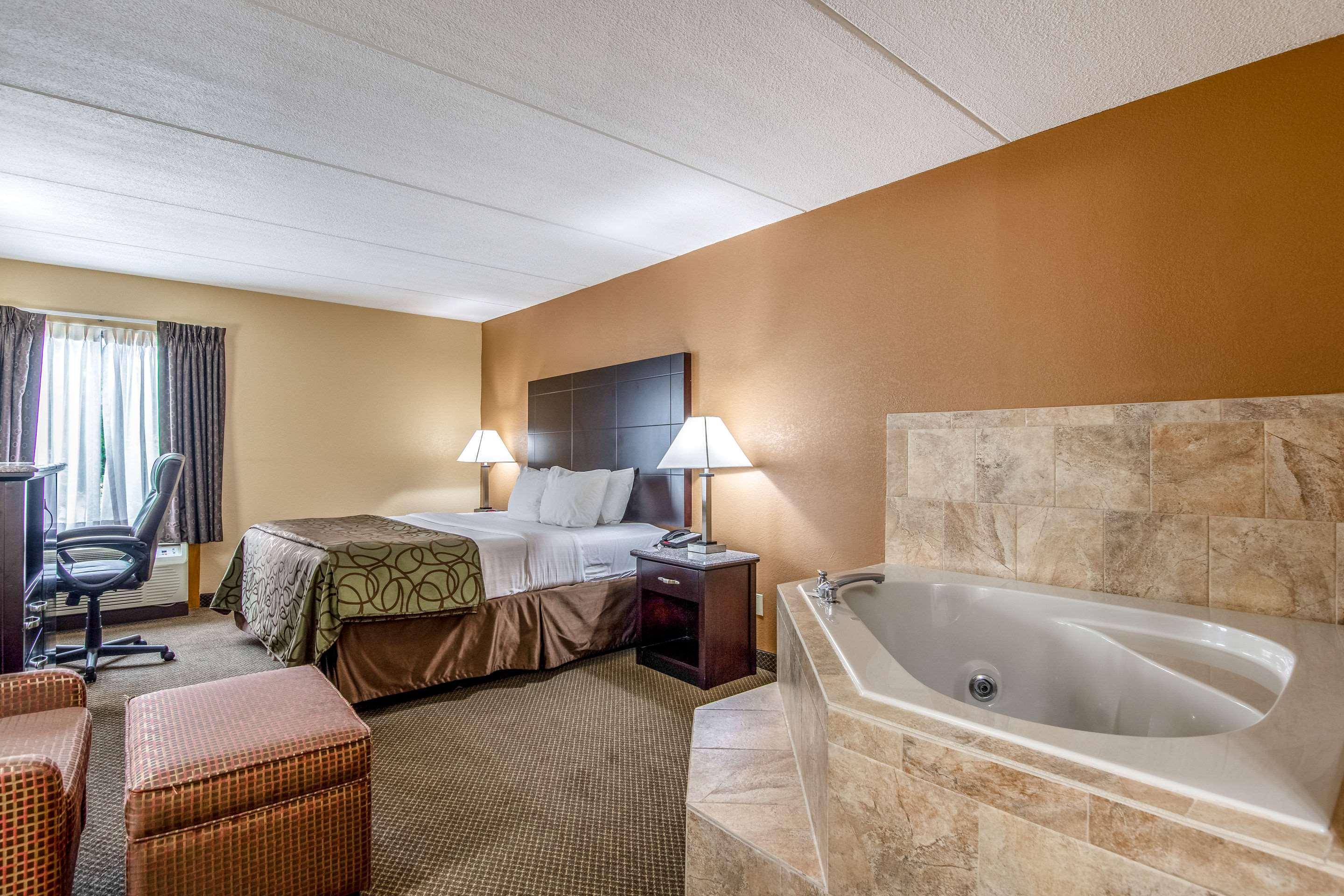 Quality Inn Tully I-81 Extérieur photo