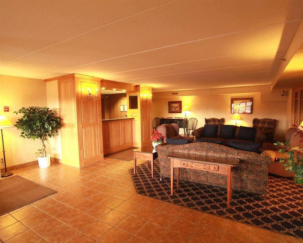 Quality Inn Tully I-81 Extérieur photo